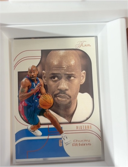 2002-03 Flair #18 Chucky Atkins — front