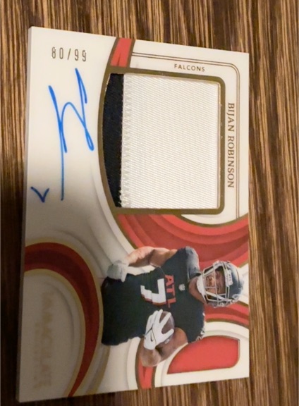 2023 Panini Immaculate Collection #80 Bijan Robinson — front