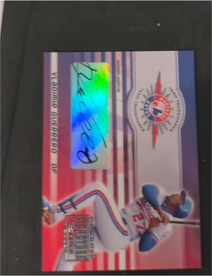 2003 Donruss Signature Series Team Trademarks Autograph #TT-39 Vladimir Guerrero — front