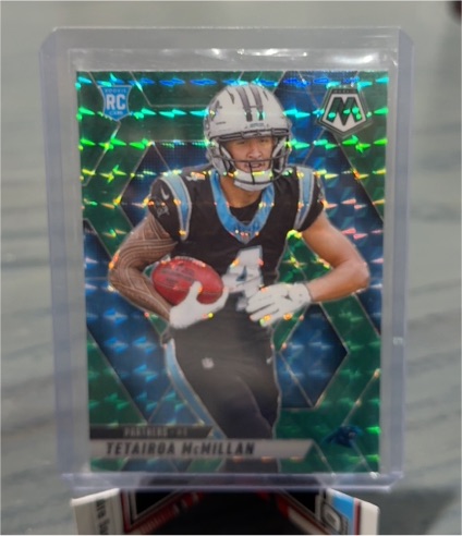 2025 Panini Mosaic #309 Tetairoa McMillan Green Mosaic Prizm — front