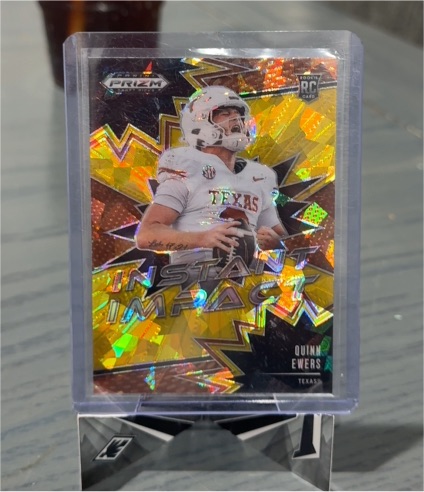 2025 Panini Prizm Draft Picks Instant Impact #II-QES Quinn Ewers — front