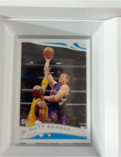 2005-06 Topps #24 Matt Bonner — front