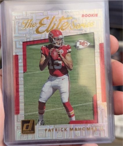 2017 Panini Donruss The Elite Series #7 Patrick Mahomes II Rookie — front