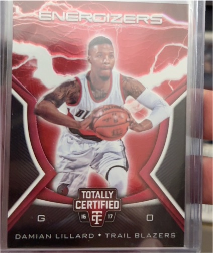 2016-17 Panini Totally Certified Energizers #6 Damian Lillard — front