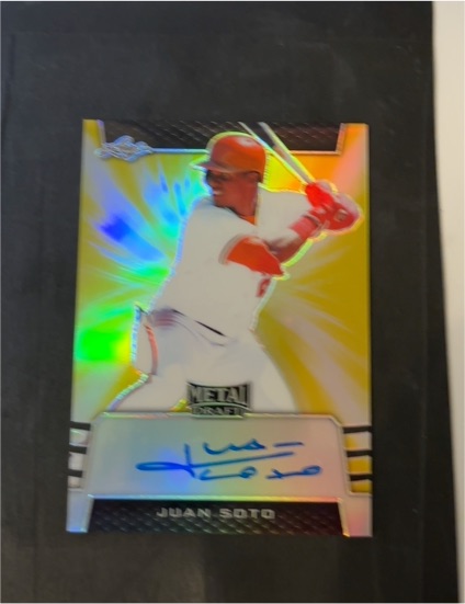 2019 Leaf Metal Draft # Juan Soto Gold Wave Auto — front