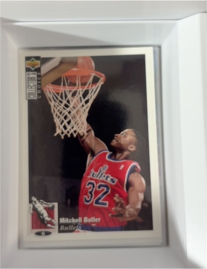 1994 Upper Deck Collector's Choice #332 Mitchell Butler — front