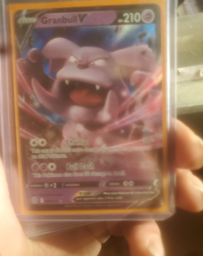 2022 Pokémon Brilliant Stars #057 Granbull V — front