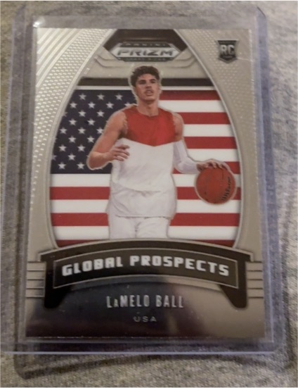 2020 Panini Prizm Draft Picks #98 LaMelo Ball Global Prospects Rookie — front