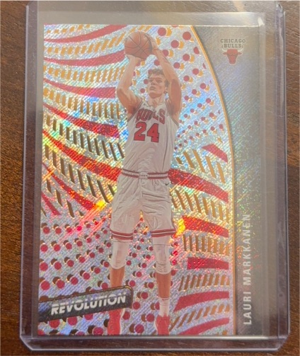 2020-21 Panini Revolution #68 Lauri Markkanen — front