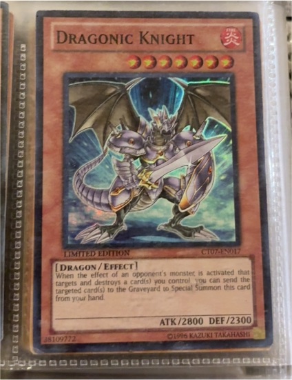 2010 Yu-Gi-Oh! CT07-EN017 Dragonic Knight — front