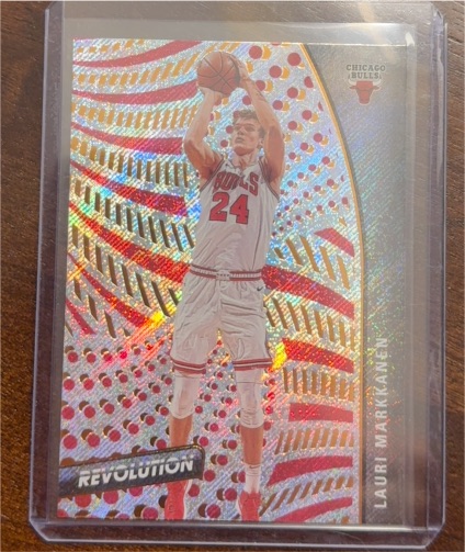 2020-21 Panini Revolution #68 Lauri Markkanen — front
