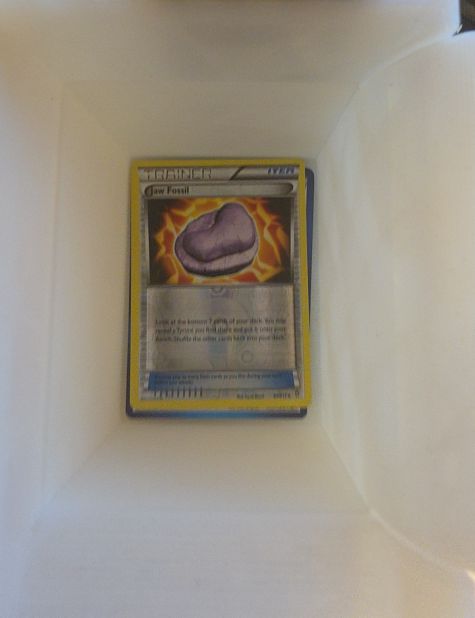 2014 Pokémon Furious Fists #94 Jaw Fossil — front