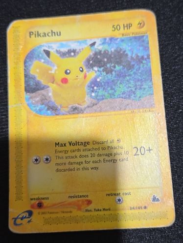 2002 Pokemon Expedition #124 Pikachu — front