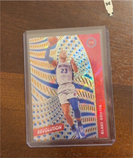 2020 Panini Revolution #10 Blake Griffin — front