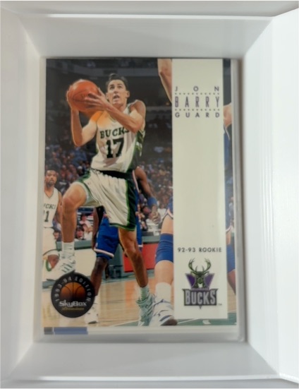 1993-94 SkyBox Premium #109 Jon Barry Milwaukee Bucks — front