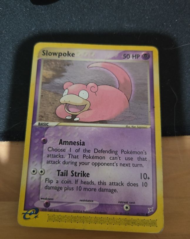 2004 Pokémon Team Magma vs Team Aqua #45 Slowpoke — front
