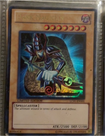 1996 Yu-Gi-Oh! LC01-EN005 Dark Magician Limited Edition — front