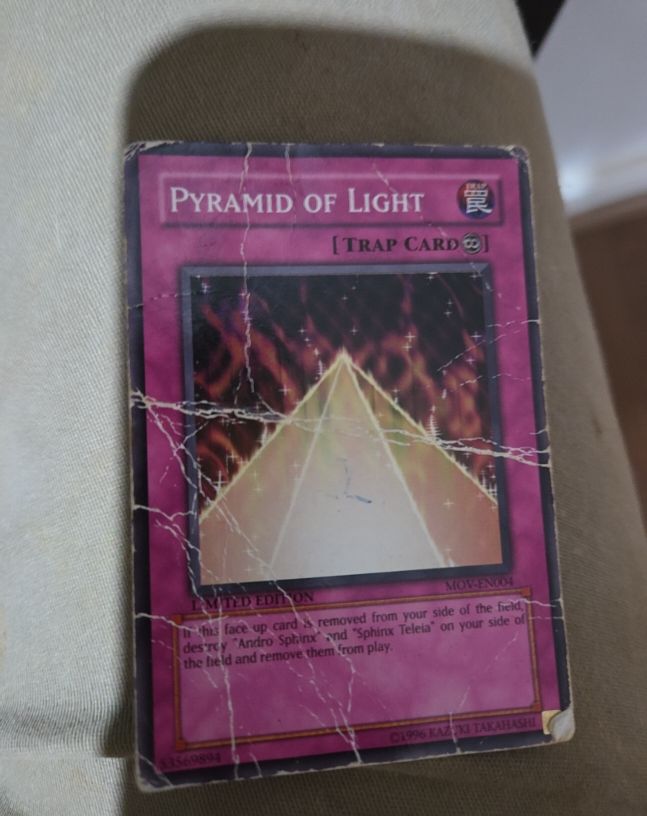 2004 Yu-Gi-Oh! MOV-EN004 Pyramid of Light — front