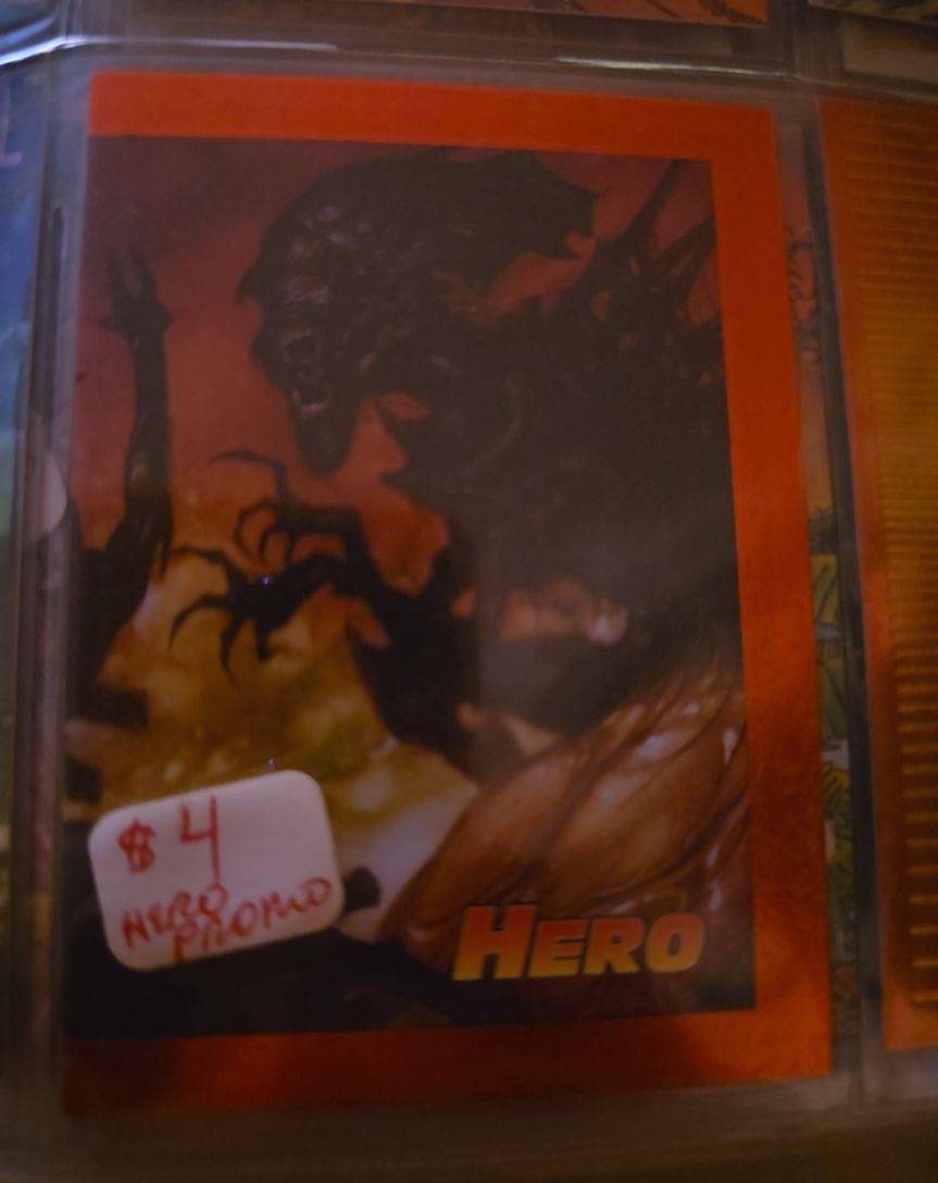 1993 Dark Horse Hero Illustrated Red Master-Foil Aliens Promo Card #2 — front