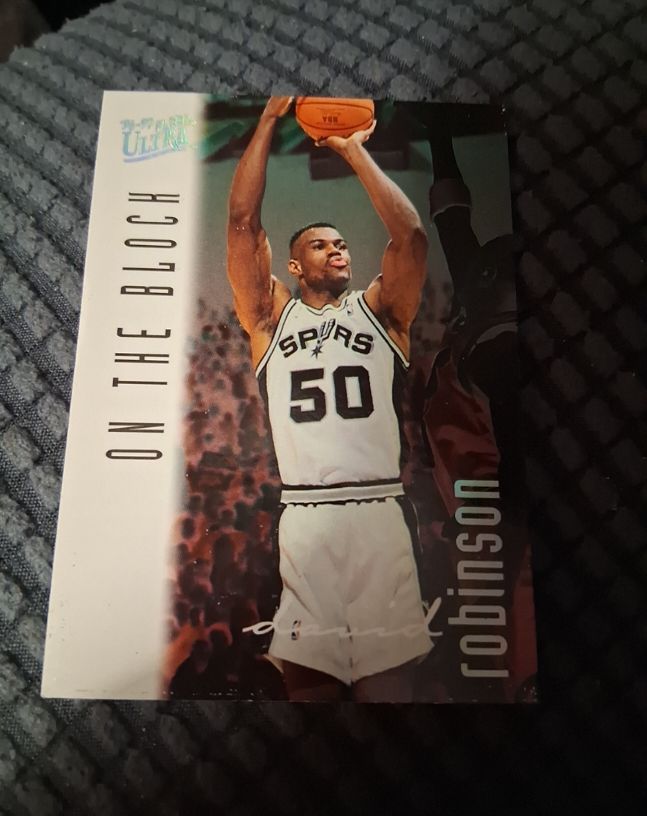 1996-97 Fleer Ultra #136 David Robinson On The Block — front