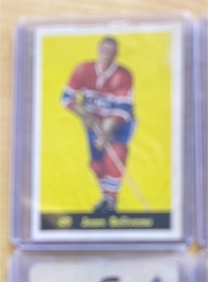 1960-61 Parkhurst #49 Jean Beliveau — front