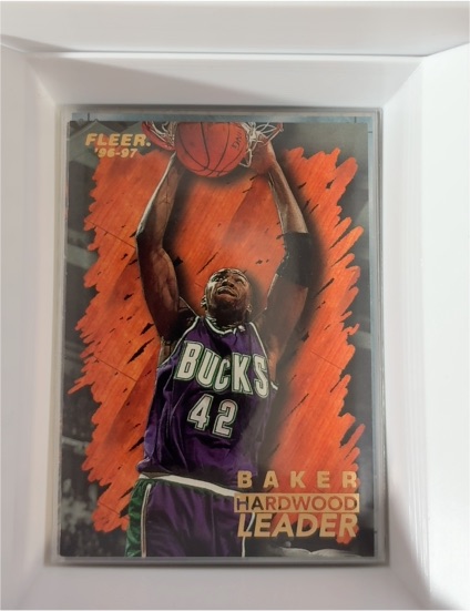 1996-97 Fleer #134 Vin Baker — front