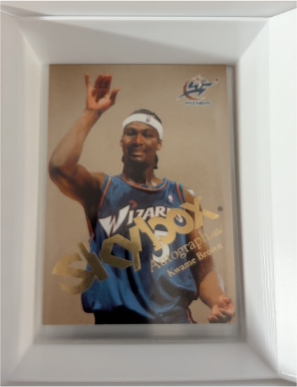 2003-04 Skybox Autographics #41 Kwame Brown — front