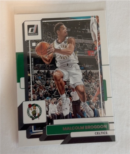 2022-23 Panini Donruss #189 Malcolm Brogdon — front