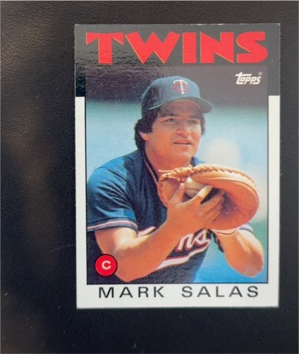 1986 Topps #537 Mark Salas — front