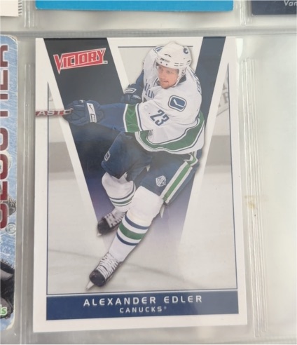 2010-11 Upper Deck Victory #186 Alexander Edler — front