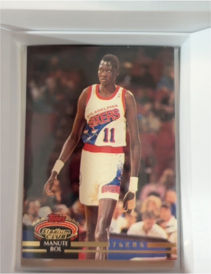1992-93 Topps Stadium Club #347 Manute Bol — front