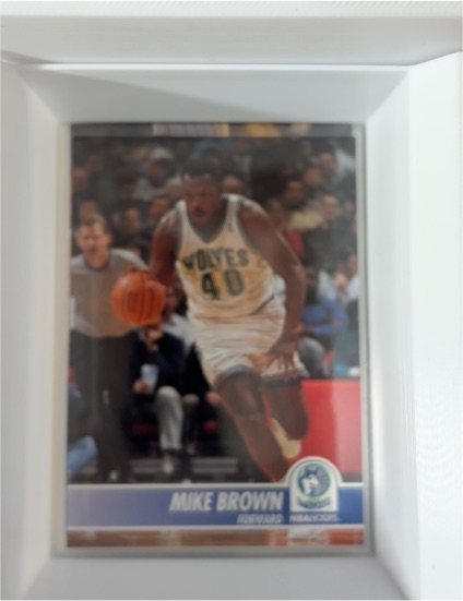 1994-95 Hoops #122 Mike Brown — front