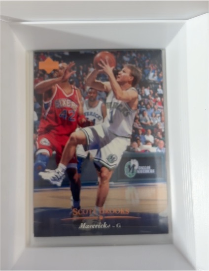 1995-96 Upper Deck #32 Scott Brooks — front