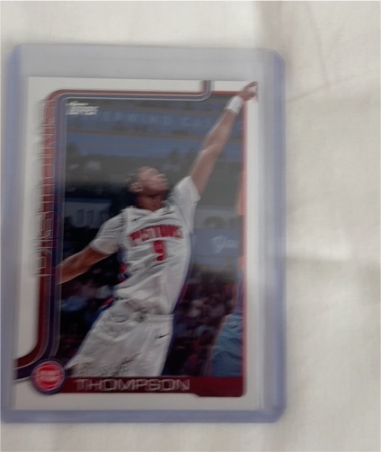 2025-26 Topps #17 Amen Thompson — front