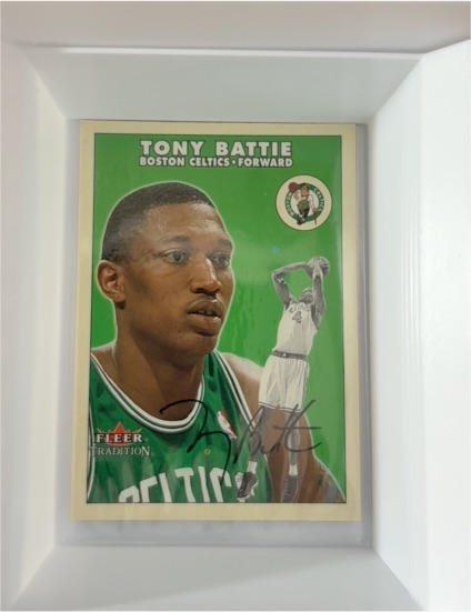 2000-01 Fleer Tradition #64 Tony Battie — front