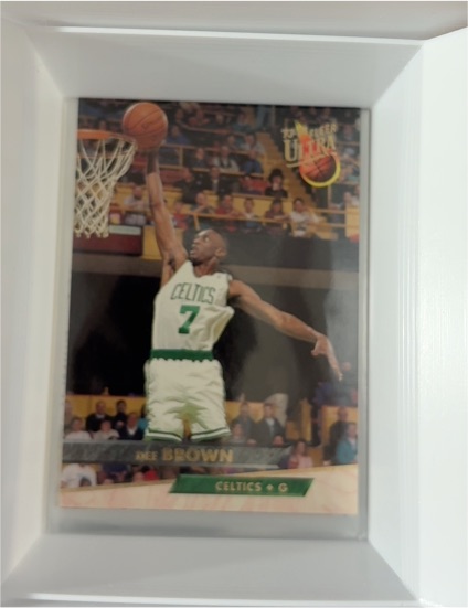 1993-94 Fleer Ultra #10 Dee Brown — front