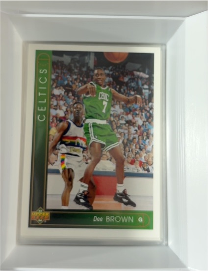 1993-94 Upper Deck #38 Dee Brown — front