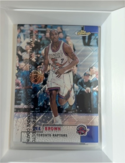 1999-00 Topps Finest #89 Dee Brown — front