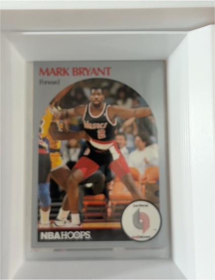 1990-91 NBA Hoops #243 Mark Bryant — front