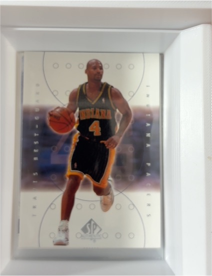 2000-01 SP Authentic #34 Travis Best — front