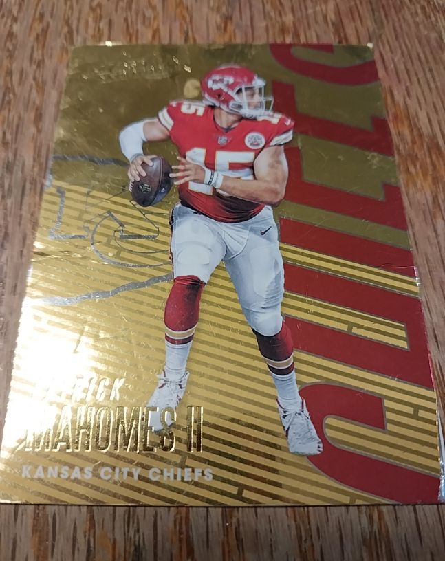 2018 Panini Absolute #49 Patrick Mahomes II — front