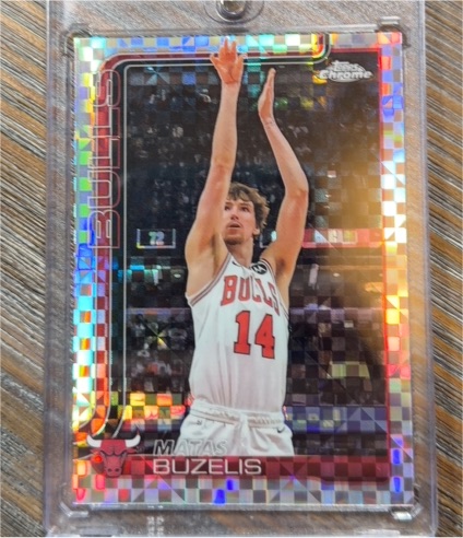 2025-26 Topps Chrome #231 Matas Buzelis — front