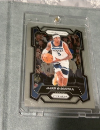 2023-24 Panini Prizm #238 Jaden McDaniels — front