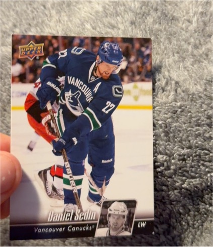 2010-11 Upper Deck #438 Daniel Sedin Vancouver Canucks — front