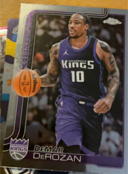 2025-26 Topps Chrome #240 DeMar DeRozan — front