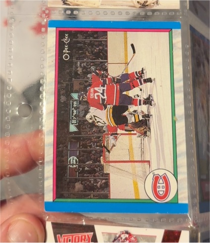 1989-90 O-Pee-Chee #307 Montreal Canadiens Team Card — front