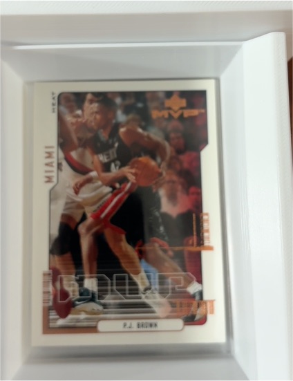 2000-01 Upper Deck MVP #86 P.J. Brown — front