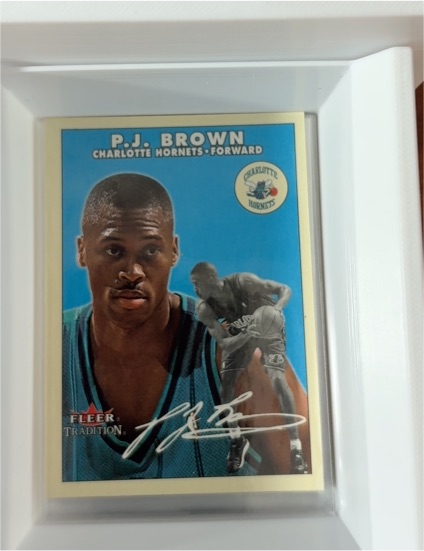 2000-01 Fleer Tradition #161 P.J. Brown — front