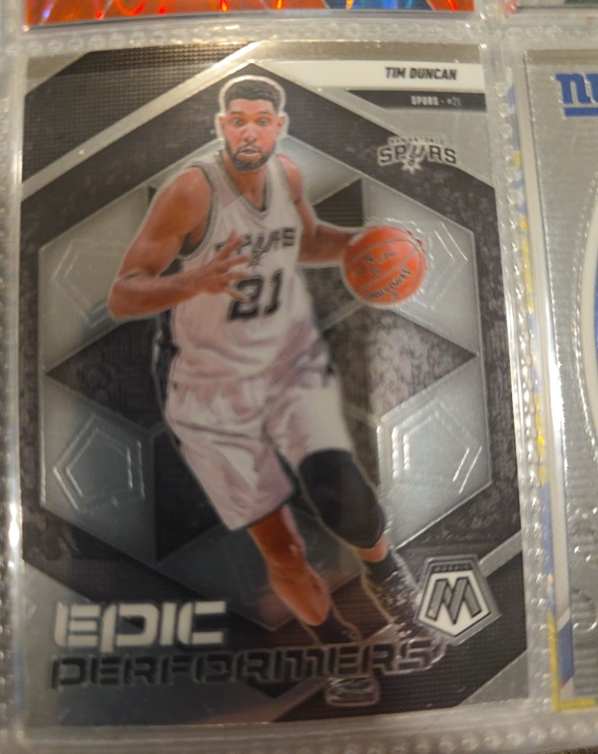 2023-24 Panini Mosaic #19 Tim Duncan Epic Performers — front