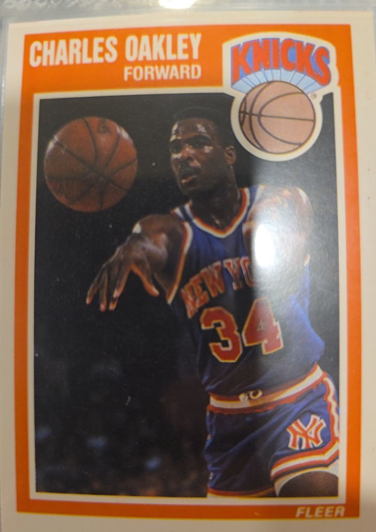 1989-90 Fleer #103 Charles Oakley — front